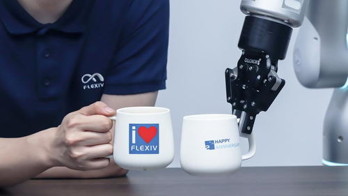 上海閔行企業率先發布1.7米全尺寸機器人，融合激光技術與單腿跳躍能力